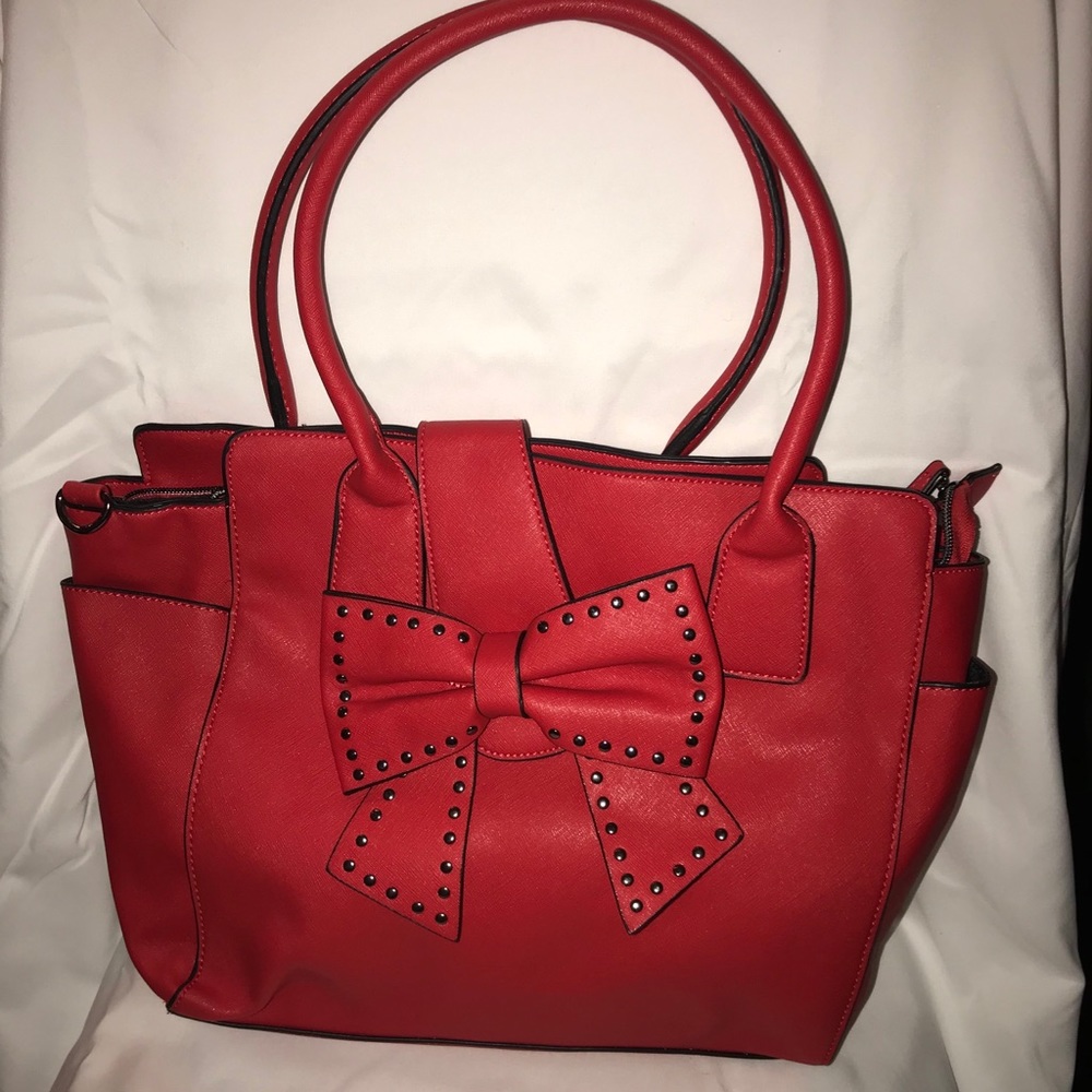 Womens Red purse with bow